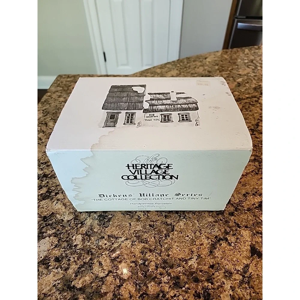DEPT 56 DICKENS VILLAGE 